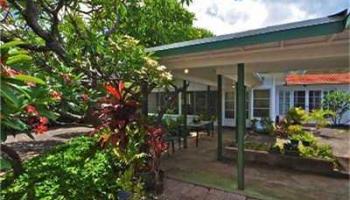 5510 Opihi St Aina Haina Area, Diamond Head home - photo 4 of 10 5510 Opihi St Aina Haina Area, Diamond Head home - photo 4 of 10