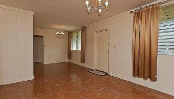 5544 Opihi St Aina Haina Area, Diamond Head home - photo 4 of 17 5544 Opihi St Aina Haina Area, Diamond Head home - photo 4 of 17