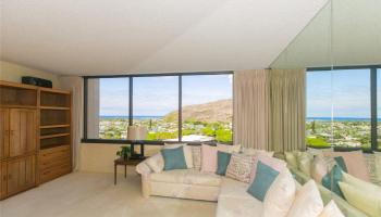 Commodore condo # 10C, Honolulu, Hawaii - photo 1 of 23