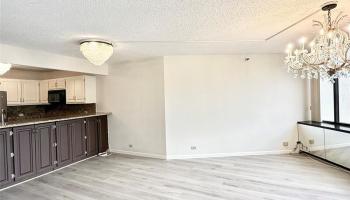 555 Hahaione St Honolulu - Rental - photo 2 of 25