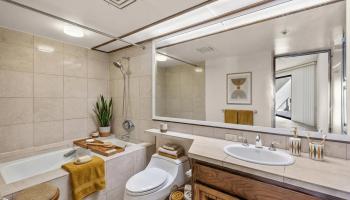 Commodore condo # 3E, Honolulu, Hawaii - photo 4 of 23