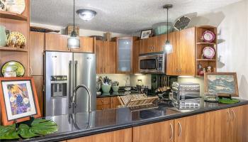 Commodore condo # 4E, Honolulu, Hawaii - photo 1 of 14