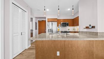 Keauhou Place condo # 1401, Honolulu, Hawaii - photo 6 of 25