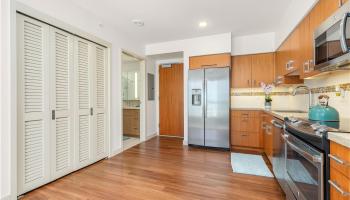 Keauhou Place condo # 2211, Honolulu, Hawaii - photo 6 of 25