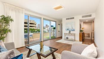 Keauhou Place condo # 407, Honolulu, Hawaii - photo 3 of 25 Keauhou Place condo # 407, Honolulu, Hawaii - photo 3 of 25