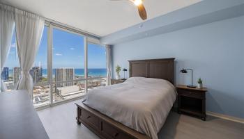 Keauhou Place condo # 4202, Honolulu, Hawaii - photo 1 of 22