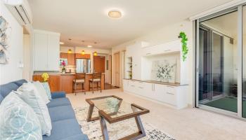 Keauhou Place condo # 807, Honolulu, Hawaii - photo 4 of 25