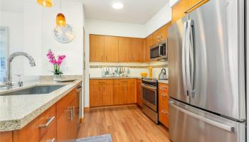 Keauhou Place condo # 807, Honolulu, Hawaii - photo 5 of 25