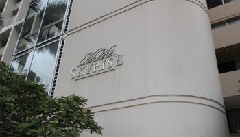 555 University Ave Honolulu - Rental - photo 1 of 12