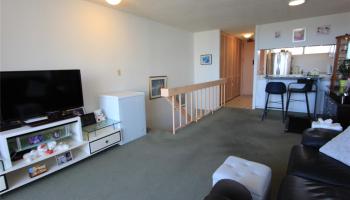 Ala Wai Plaza Skyrise condo # 2502, Honolulu, Hawaii - photo 4 of 16