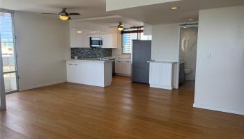 555 University Ave Honolulu - Rental - photo 3 of 22