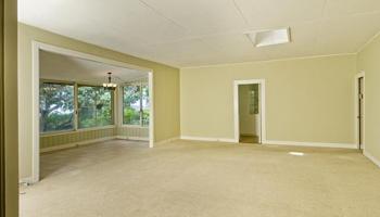5555 Kalanianaole Hwy Niu Beach, Diamond Head home - photo 5 of 10