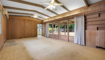 5558  Pia Street Niu Valley, Diamond Head home - photo 2 of 25