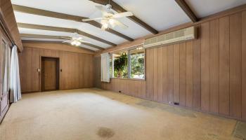 5558  Pia Street Niu Valley, Diamond Head home - photo 3 of 25