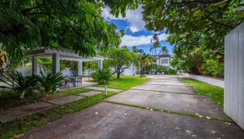 5641  Kalanianaole Hwy Niu Beach, Diamond Head home - photo 5 of 25