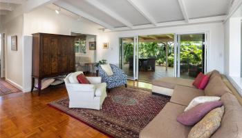 5645  Kawaikui Street Niu Valley, Diamond Head home - photo 4 of 19