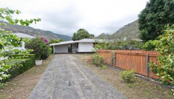 5660 Opihi Street Aina Haina Area, Diamond Head home - photo 1 of 18 5660 Opihi Street Aina Haina Area, Diamond Head home - photo 1 of 18