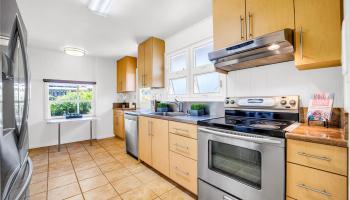 5701 Haleola Street Honolulu - Rental - photo 6 of 24