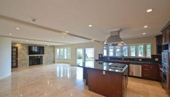 5789  Kalanianaole Hwy Niu Beach, Diamond Head home - photo 2 of 25