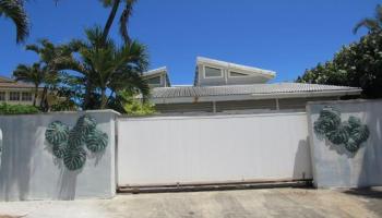 580 Kaimalino Street Kaimalino, Kailua home - photo 1 of 20 580 Kaimalino Street Kaimalino, Kailua home - photo 1 of 20