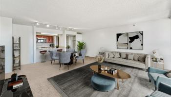 Royal Iolani condo # 2006, Honolulu, Hawaii - photo 6 of 20