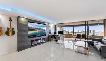 Royal Iolani condo # 3704, Honolulu, Hawaii - photo 2 of 25