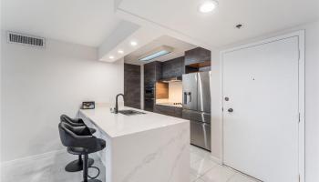 Royal Iolani condo # 3704, Honolulu, Hawaii - photo 5 of 25