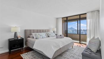 Royal Iolani condo # 3802, Honolulu, Hawaii - photo 6 of 25