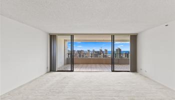 Royal Iolani condo # PH4, Honolulu, Hawaii - photo 3 of 25