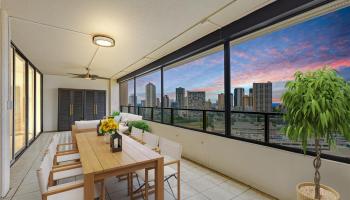 Royal Iolani condo # DH1907, Honolulu, Hawaii - photo 5 of 24