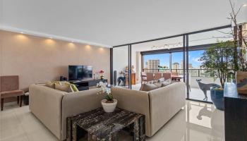 Royal Iolani condo # DH/2807, Honolulu, Hawaii - photo 1 of 25