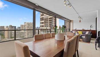 Royal Iolani condo # DH/2807, Honolulu, Hawaii - photo 2 of 25