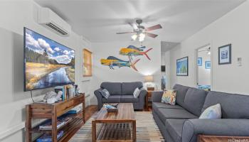 58-358  Kamehameha Hwy Sunset/velzy, North Shore home - photo 5 of 15