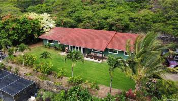 587  Pakala Street Koko Head Terrace, Hawaii Kai home - photo 2 of 25