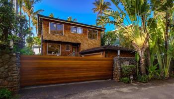 59-377  Ke Nui Rd Sunset Area, North Shore home - photo 2 of 25