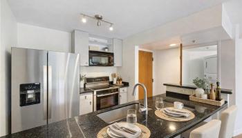 Honolulu Tower condo # 308, Honolulu, Hawaii - photo 4 of 16