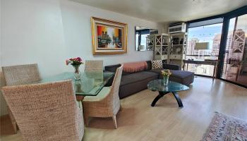 Honolulu Tower condo # 3209, Honolulu, Hawaii - photo 6 of 25