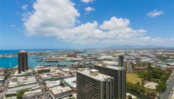 Honolulu Tower condo # 3501, Honolulu, Hawaii - photo 4 of 25