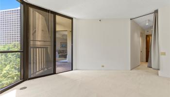 Honolulu Tower condo # 510, Honolulu, Hawaii - photo 3 of 24