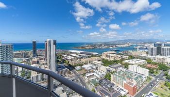600 Queen St Honolulu - Rental - photo 5 of 25