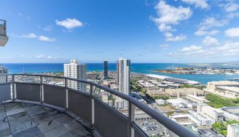 600 Queen St Honolulu - Rental - photo 6 of 25