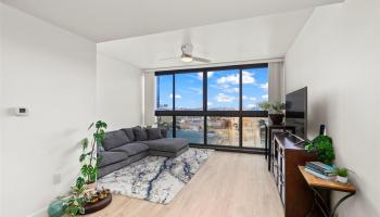 Keola Lai condo # 607, Honolulu, Hawaii - photo 3 of 20