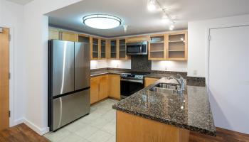 600 Queen St Honolulu - Rental - photo 3 of 18