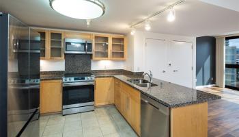 600 Queen St Honolulu - Rental - photo 4 of 18