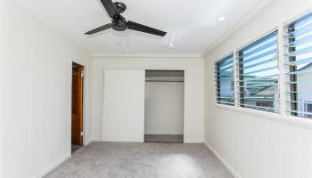 6017  Kaupalena Street Kuliouou, Diamond Head home - photo 6 of 24