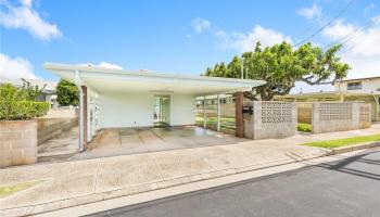 609  Hunapaa Street Kahala-puupanini, Diamond Head home - photo 2 of 25