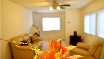 614 Captain Cook Ave Punchbowl-lower, Honolulu home - photo 2 of 17 614 Captain Cook Ave Punchbowl-lower, Honolulu home - photo 2 of 17