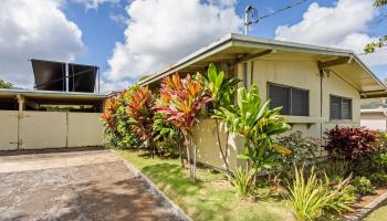 614 Ululani Street Olomana, Kailua home - photo 1 of 15 614 Ululani Street Olomana, Kailua home - photo 1 of 15