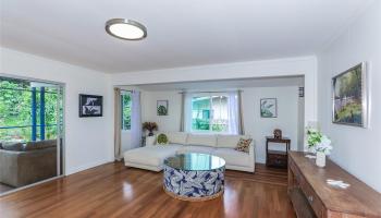 614  Ululani Street Olomana, Kailua home - photo 2 of 24