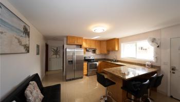 617 7th Ave Honolulu - Rental - photo 1 of 7